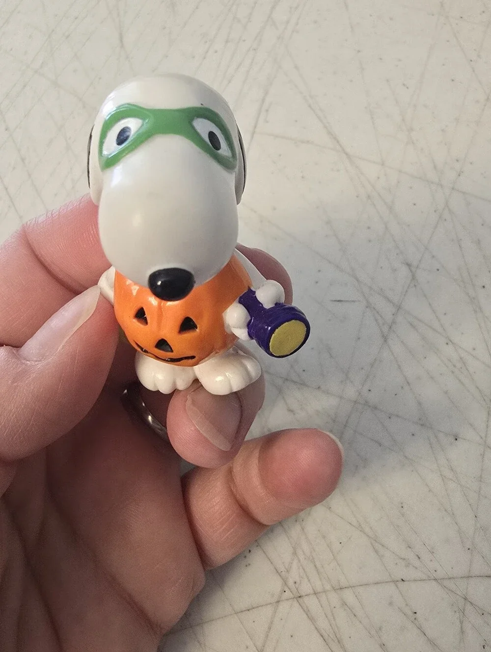 Peanuts Snoopy Halloween 2 1/4 In Figure Pumpkin Costume Trick or Treat Bag